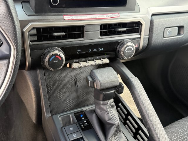 Used 2026 Toyota 4Runner SR5 AWD/4WD image 18