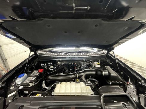 Used 2025 Ford Expedition Active image 18