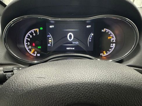 Used 2018 Jeep Grand Cherokee Limited AWD/4WD image 23