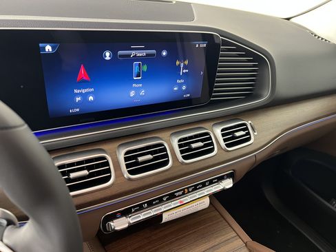 New 2026 Mercedes-Benz GLE 450 4MATIC image 30