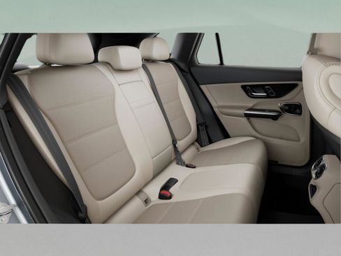 New 2026 Mercedes-Benz GLC 300 4MATIC image 41