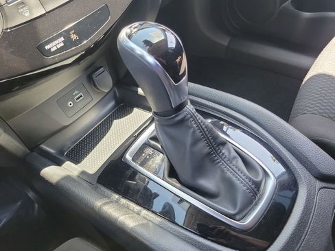 Used 2020 Nissan Rogue Sport S image 28