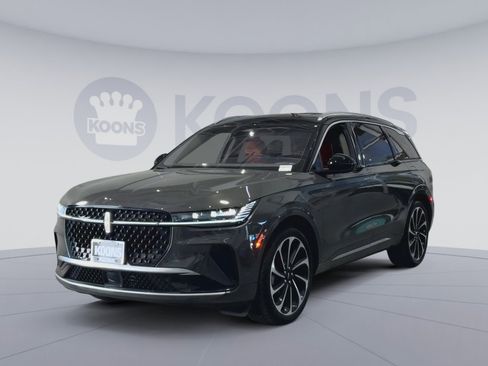 Used 2024 Lincoln Nautilus Black Label AWD/4WD image 5