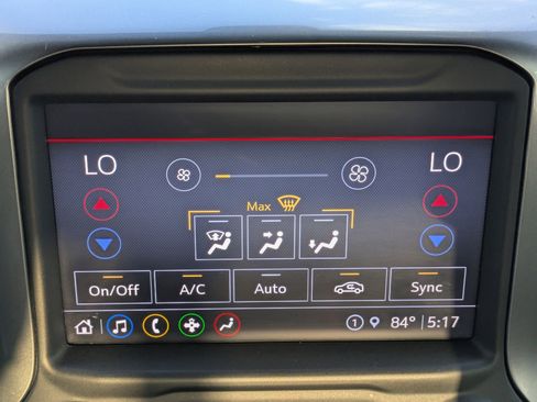 Used 2022 Chevrolet Silverado 1500 RST image 24