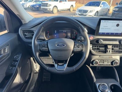 Used 2024 Ford Escape Active image 10