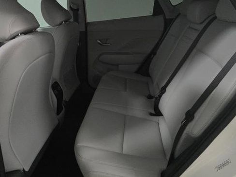 Used 2024 Hyundai Kona Limited AWD/4WD image 9