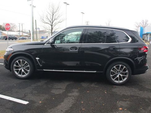 New 2026 BMW X5 xDrive40i w/ Executive Package image 4