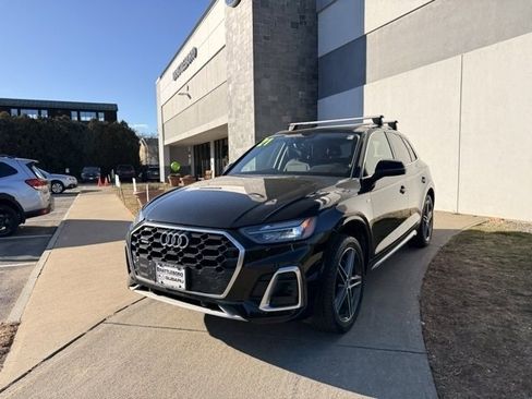 Used 2021 Audi Q5 e Premium Plus w/ Premium Plus Package image 10