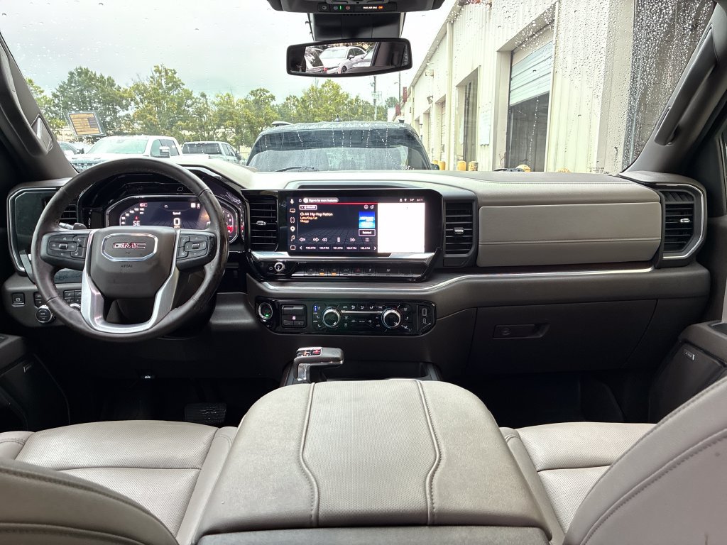 Used 2025 GMC Sierra 1500 SLT w/ SLT Premium Plus Package AWD/4WD image 22