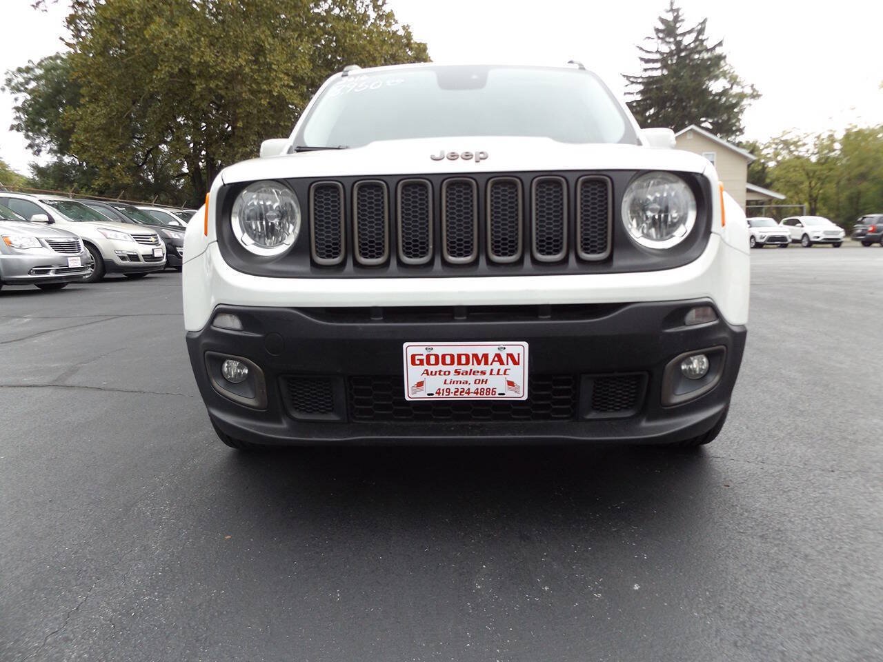 Used 2016 Jeep Renegade 75th Anniversary FWD image 3