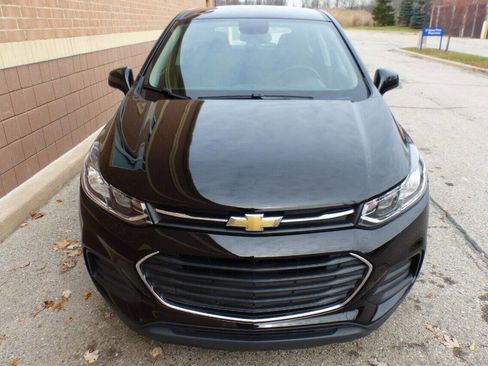 Used 2019 Chevrolet Trax LS image 6