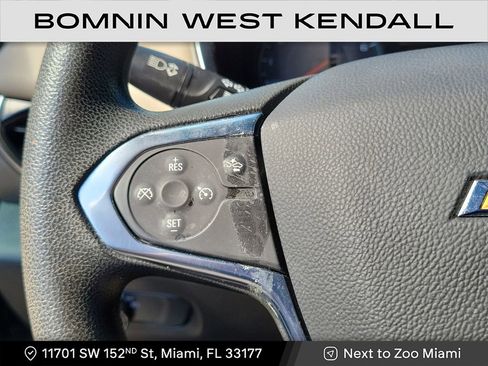 Used 2023 Chevrolet Traverse LS image 14