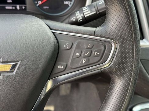 Used 2024 Chevrolet Malibu LT image 11