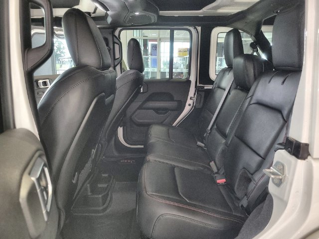 Used 2024 Jeep Wrangler Unlimited Rubicon AWD/4WD image 23