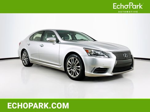 Used 2017 Lexus LS 460 w/ Comfort Package RWD image 1