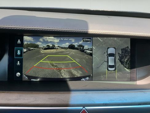 Used 2022 Genesis G90 5.0 Ultimate RWD image 27