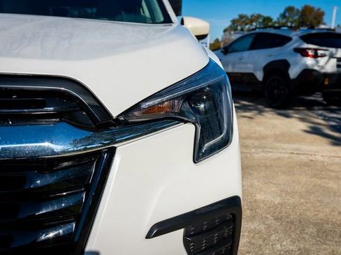 Certified 2025 Subaru Ascent Premium image 3