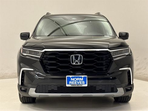 Certified 2023 Honda Pilot Elite image 3