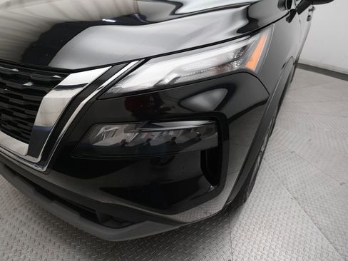 Used 2023 Nissan Rogue S AWD/4WD image 22