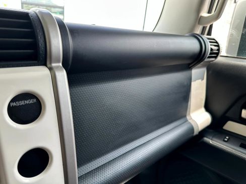 Used 2013 Toyota FJ Cruiser 2WD image 45