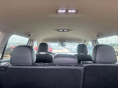 Used 2024 Volkswagen Atlas SE FWD image 34