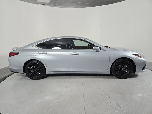 Used 2024 Lexus ES 350 F Sport w/ Accessory Package (Z1) FWD image 3