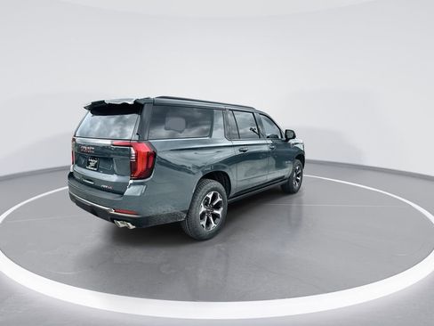 New 2026 GMC Yukon XL AT4 Ultimate AWD/4WD image 8