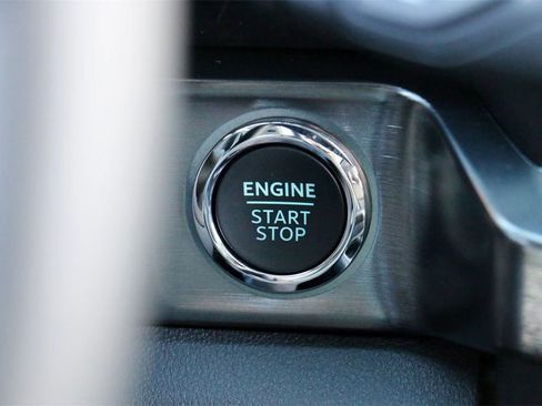 New 2026 Ford F250 Lariat w/ Black Appearance Package image 19