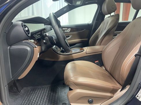 Used 2022 Mercedes-Benz E 350 4MATIC Sedan image 19