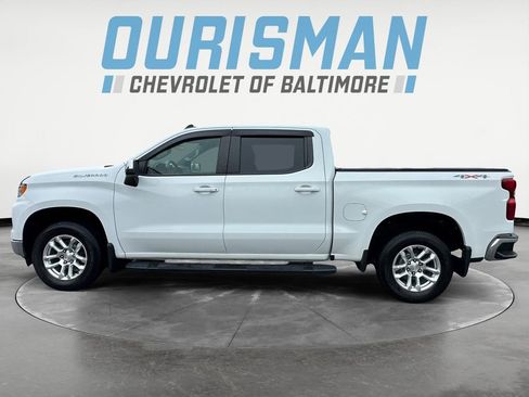 Used 2023 Chevrolet Silverado 1500 LT AWD/4WD image 3
