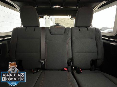 Used 2024 Jeep Wrangler Unlimited Rubicon w/ XTREMEE 35" Tire Package image 25