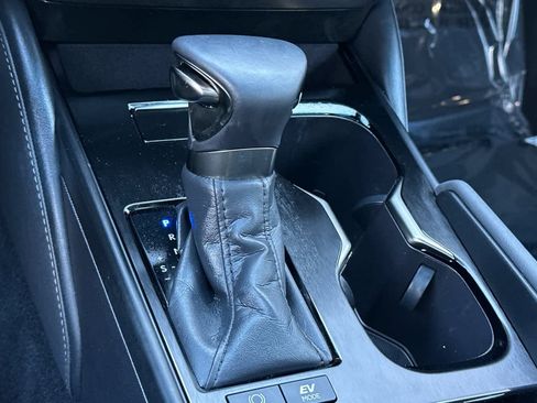 Used 2023 Lexus ES 300h w/ Premium Package image 22