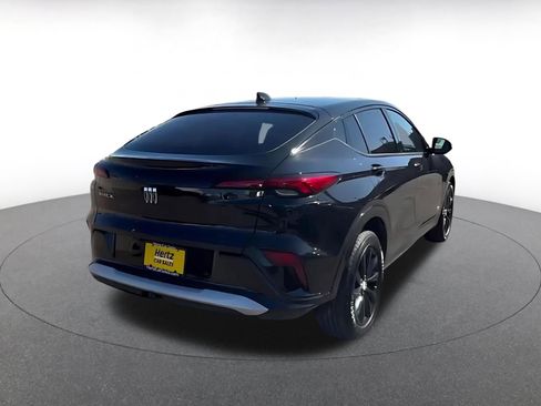 Used 2025 Buick Envista Sport Touring image 14