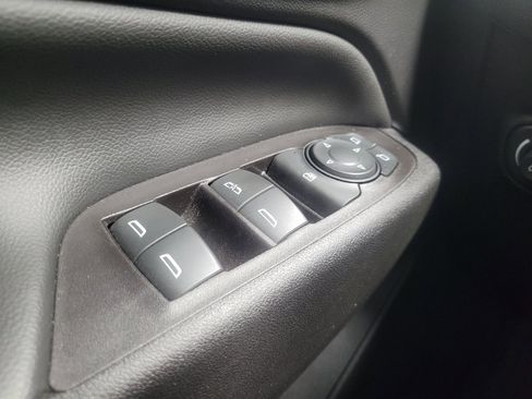 Used 2022 Chevrolet Equinox LT FWD image 27