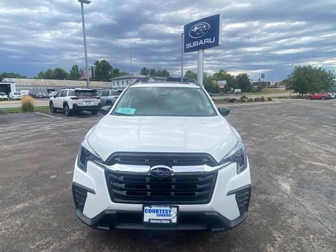 Certified 2026 Subaru Ascent Limited AWD/4WD image 2