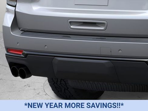 New 2026 Chevrolet Suburban Z71 image 14