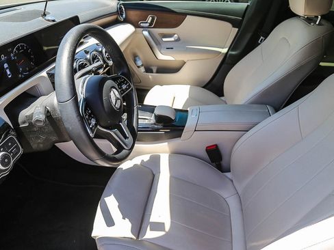 Used 2023 Mercedes-Benz CLA 250 image 5