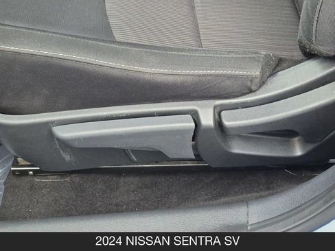 Used 2024 Nissan Sentra SV FWD image 15