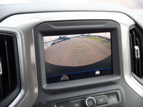 Used 2021 Chevrolet Silverado 1500 Custom Trail Boss image 16