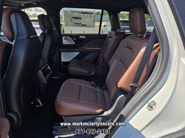 New 2027 Lincoln Aviator Reserve w/ Luxury Package AWD/4WD image 9