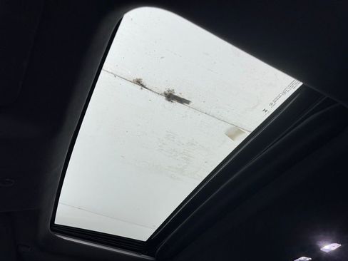 Used 2025 GMC Sierra 1500 AT4X image 5