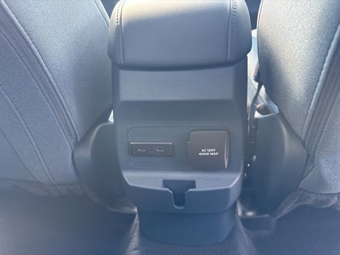 New 2025 Ford Maverick XLT w/ XLT Luxury Package image 16