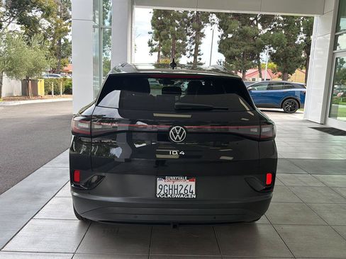 Certified 2023 Volkswagen ID.4 Pro S AWD/4WD image 4