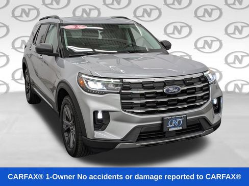 Used 2025 Ford Explorer Active w/ Active Comfort Package AWD/4WD image 31