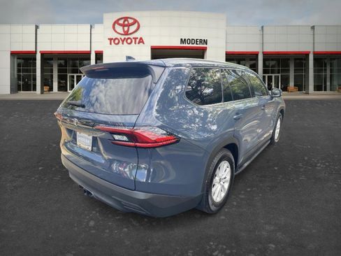 Certified 2025 Toyota Grand Highlander FWD image 5