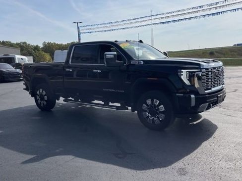 Used 2025 GMC Sierra 2500 Denali w/ Denali Reserve Package image 10