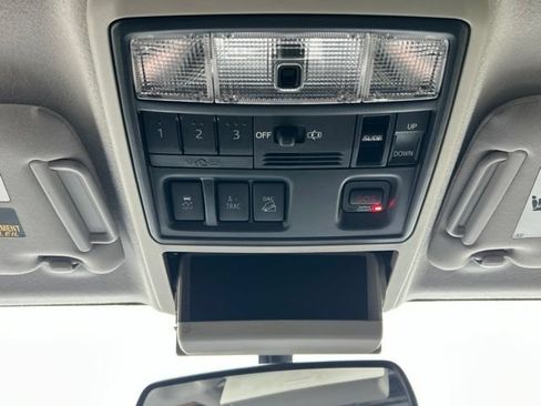 Used 2018 Toyota 4Runner Limited AWD/4WD image 42