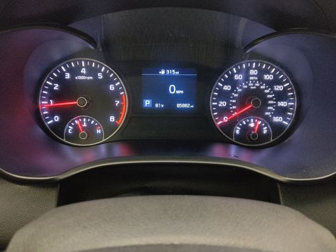 Used 2020 Kia Optima LX FWD image 23