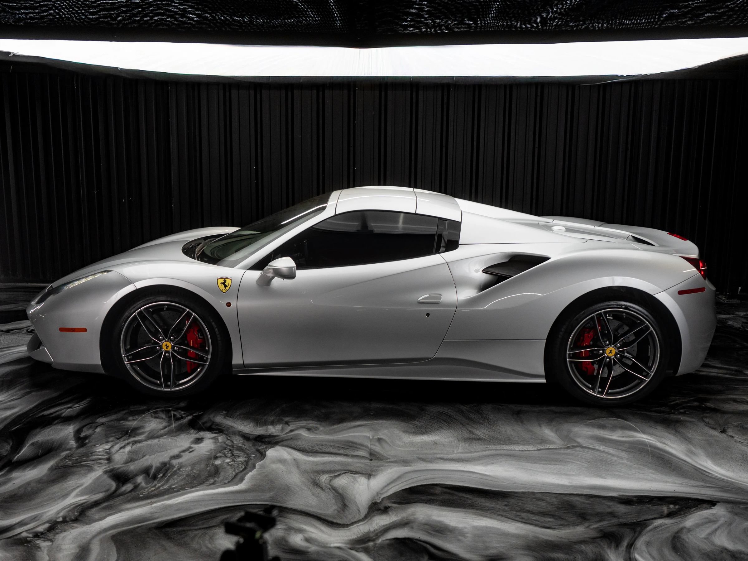 Used 2017 Ferrari 488 Spider RWD image 20