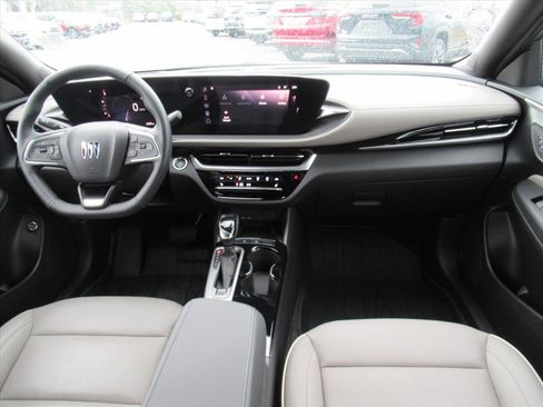 Used 2024 Buick Envista Avenir image 11